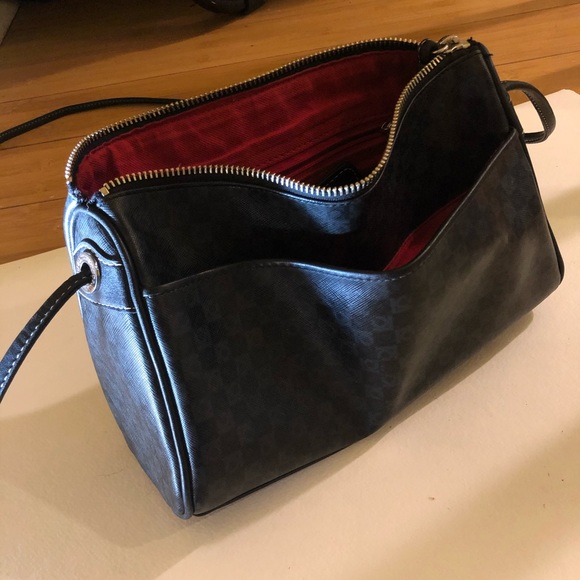 Liz claiborne black purse - Picture 3 of 5